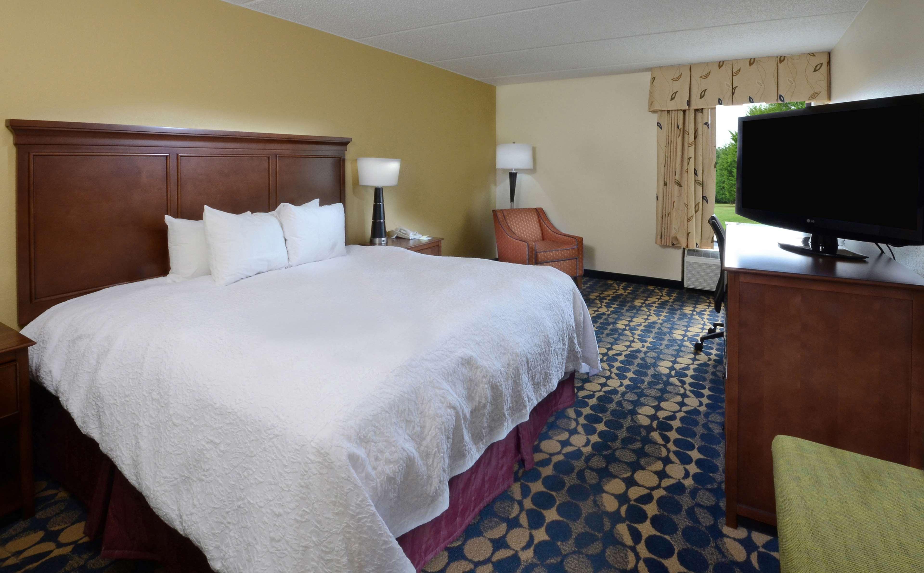 Hampton Inn Fayetteville Fort Bragg מראה חיצוני תמונה