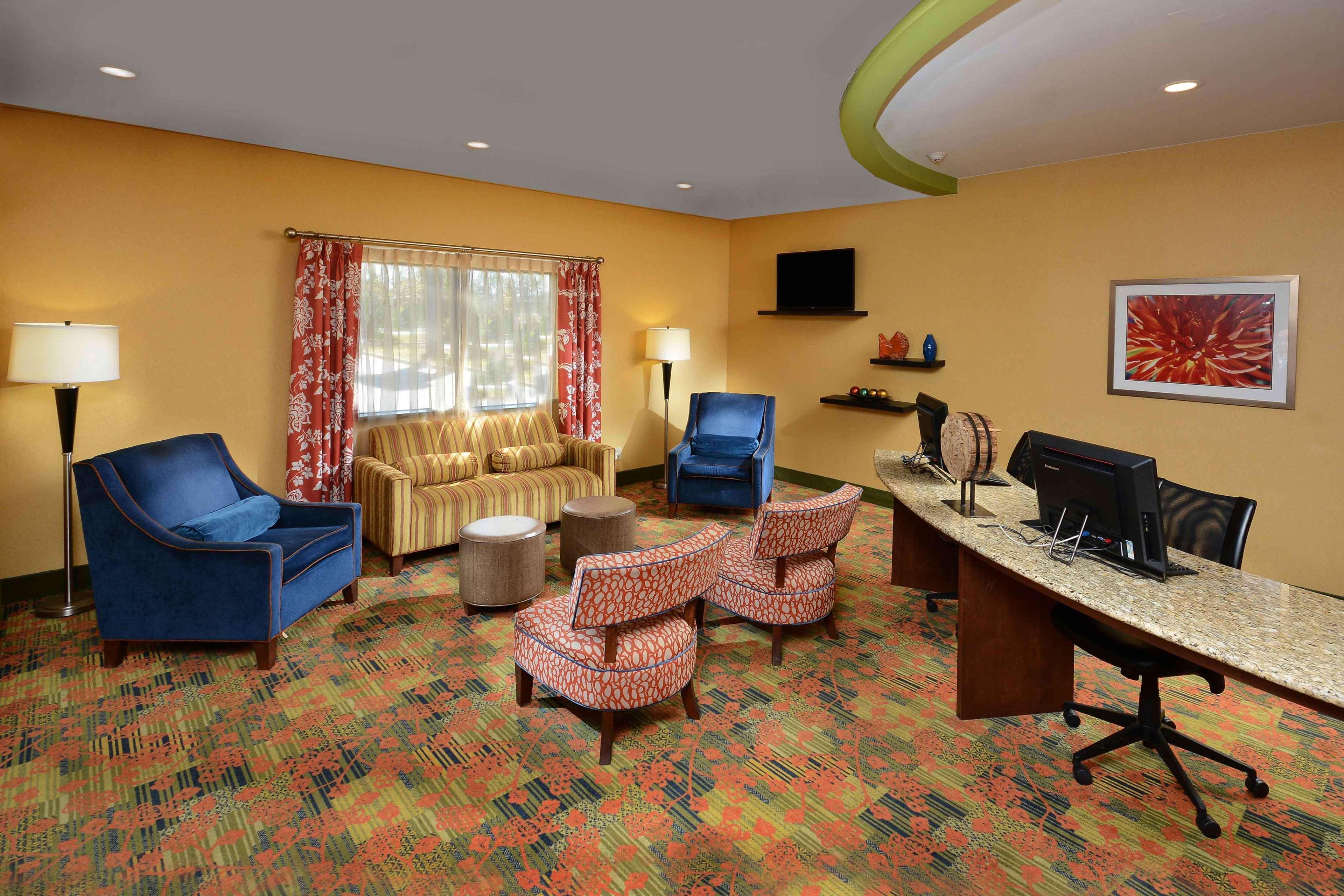 Hampton Inn Fayetteville Fort Bragg מראה חיצוני תמונה