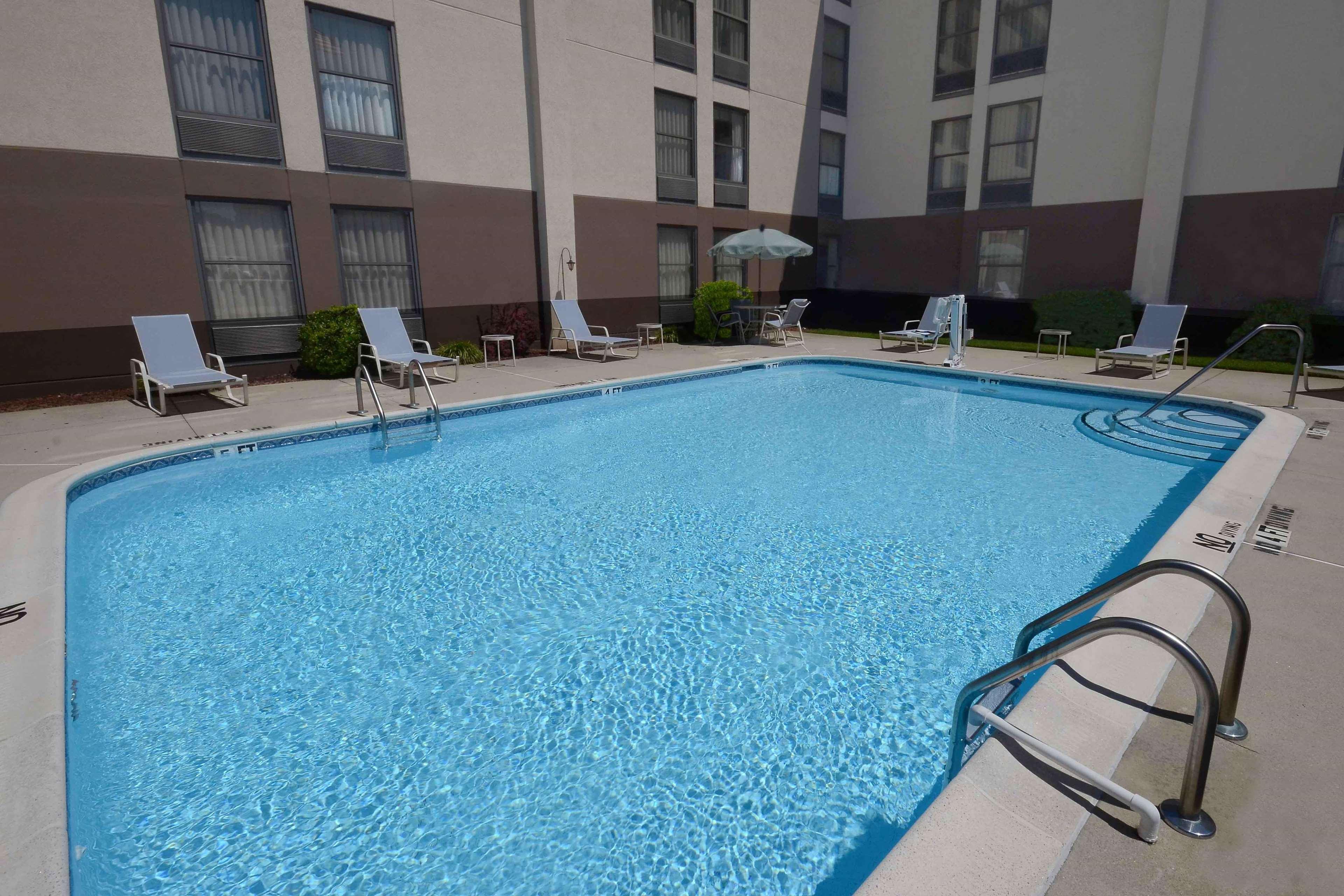 Hampton Inn Fayetteville Fort Bragg מראה חיצוני תמונה