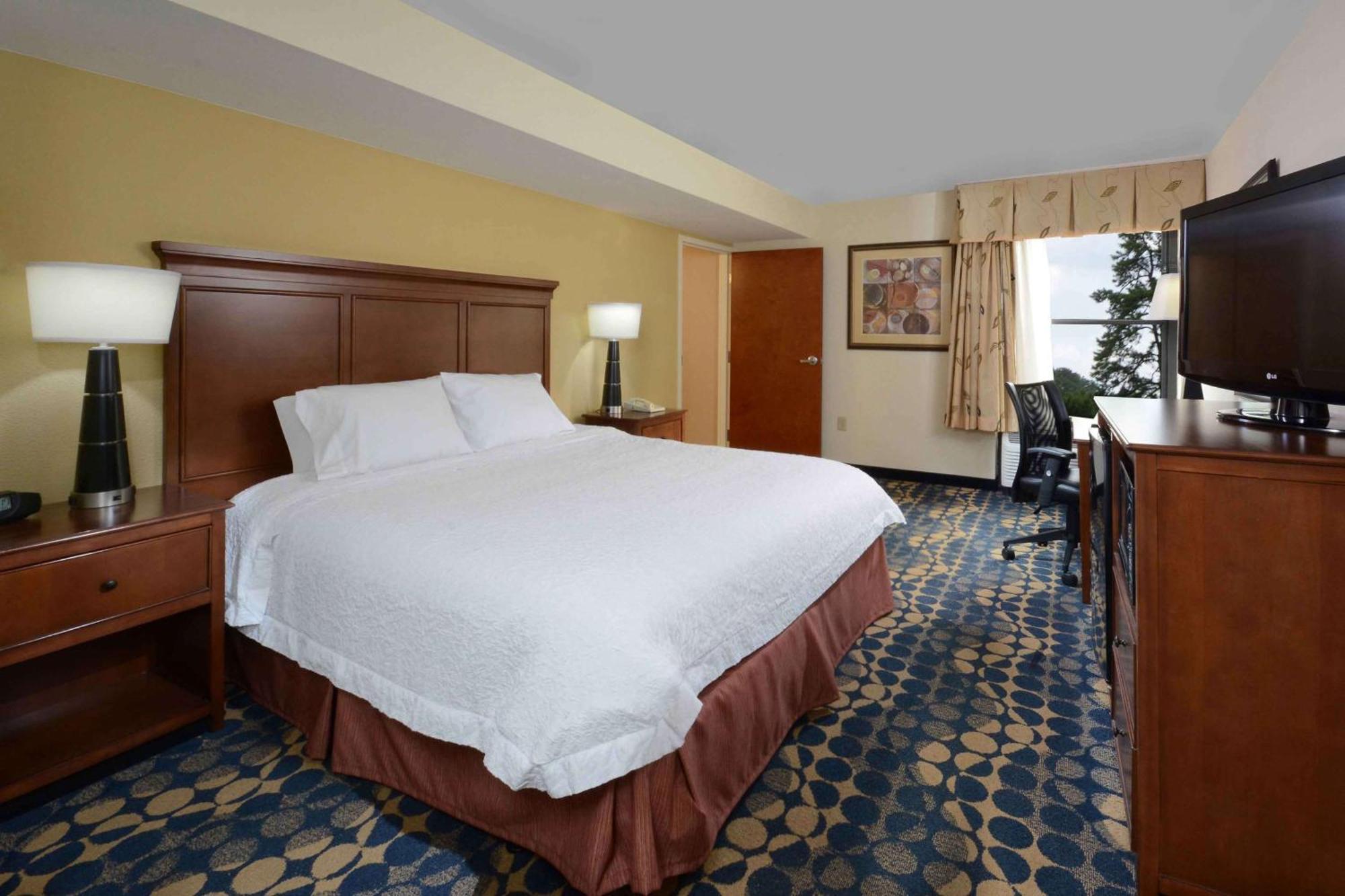 Hampton Inn Fayetteville Fort Bragg מראה חיצוני תמונה