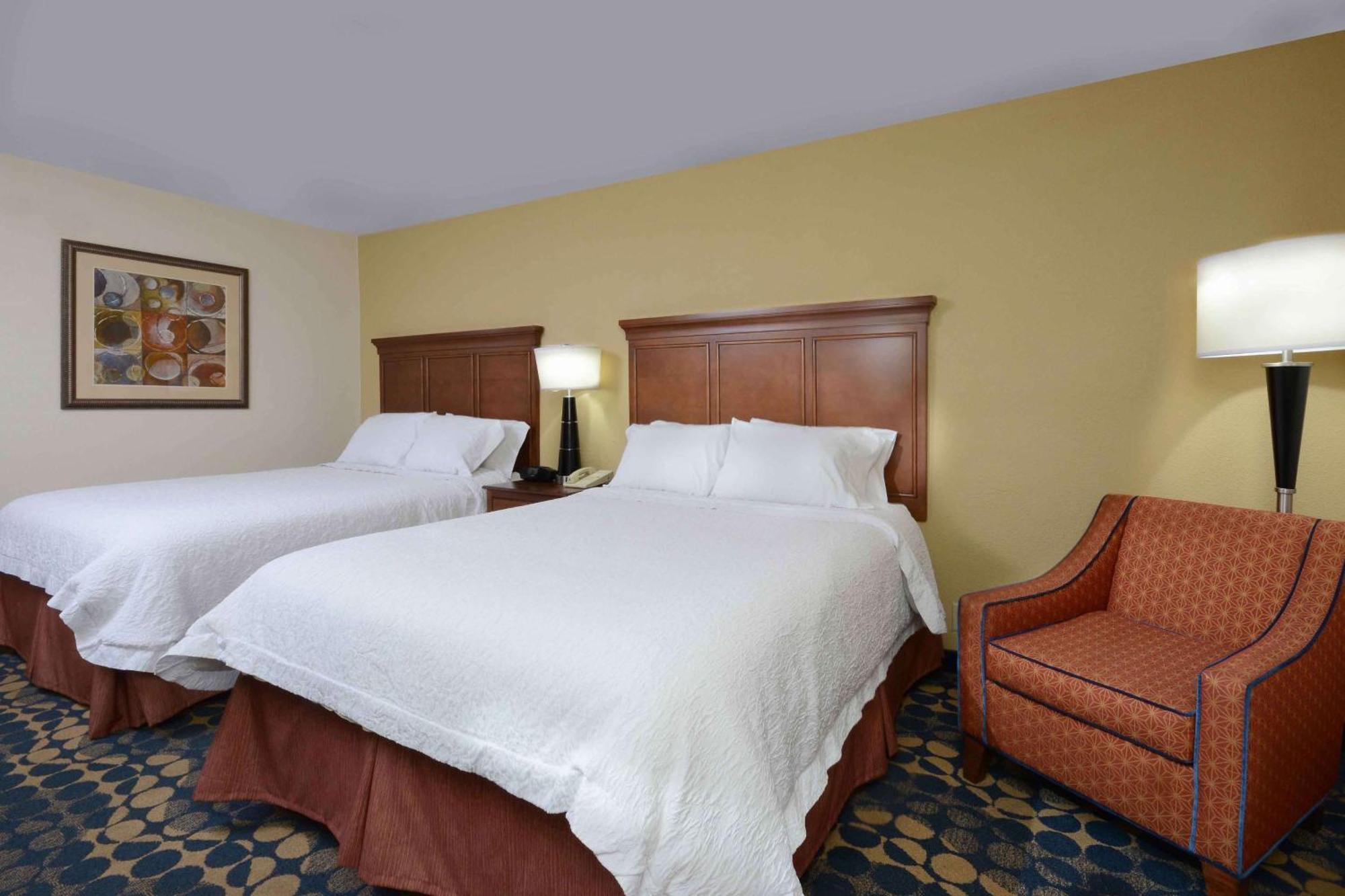 Hampton Inn Fayetteville Fort Bragg מראה חיצוני תמונה