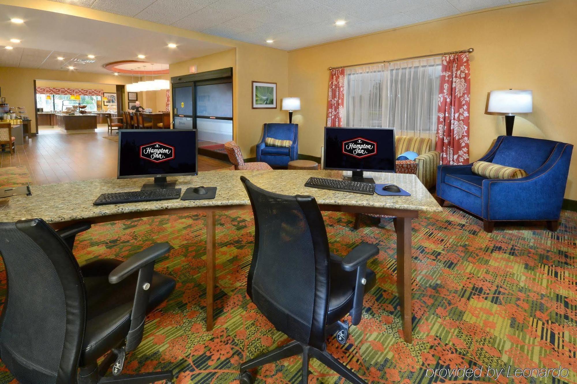 Hampton Inn Fayetteville Fort Bragg מראה חיצוני תמונה