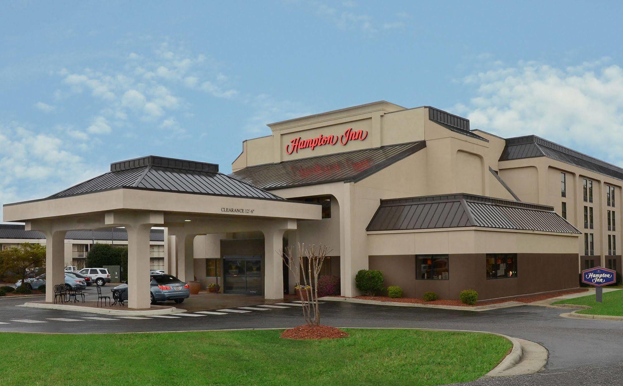 Hampton Inn Fayetteville Fort Bragg מראה חיצוני תמונה